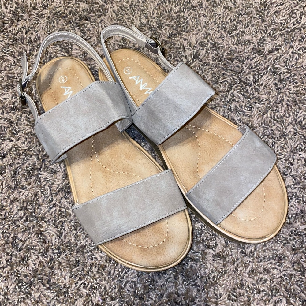 Anna boutique sandals
